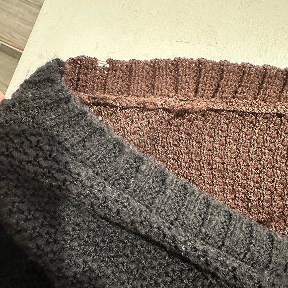 St John | Women’s Colour Block Sweater Cropped Sleeve Black and Brown Wool Blend - Picture 8 of 13